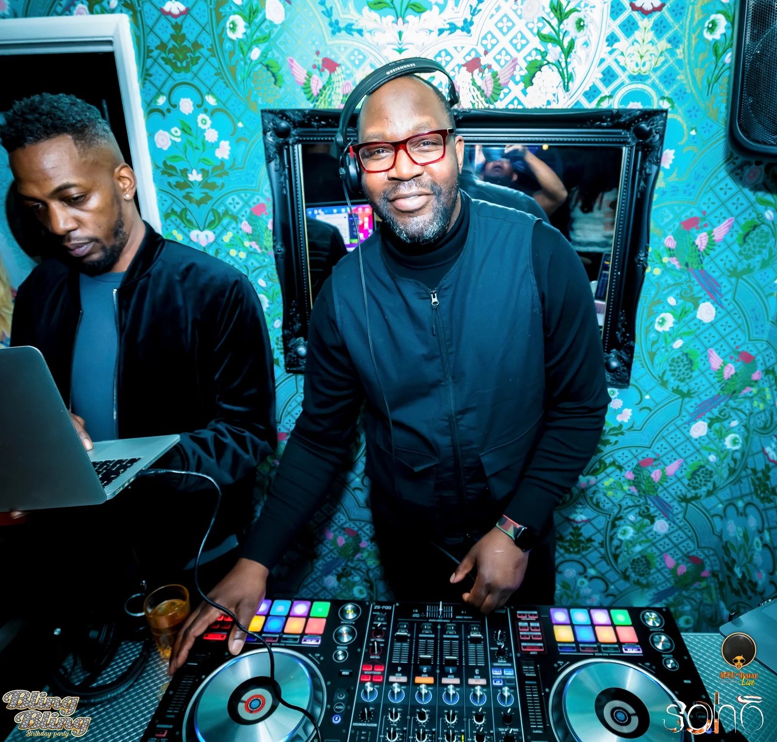 soho night - cocktails and atmosphere